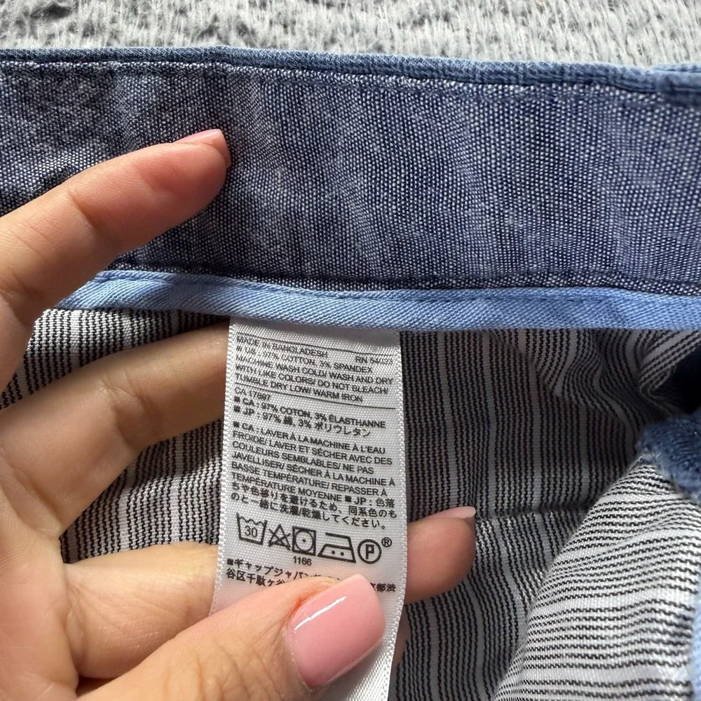 Banana Republic before purchasing